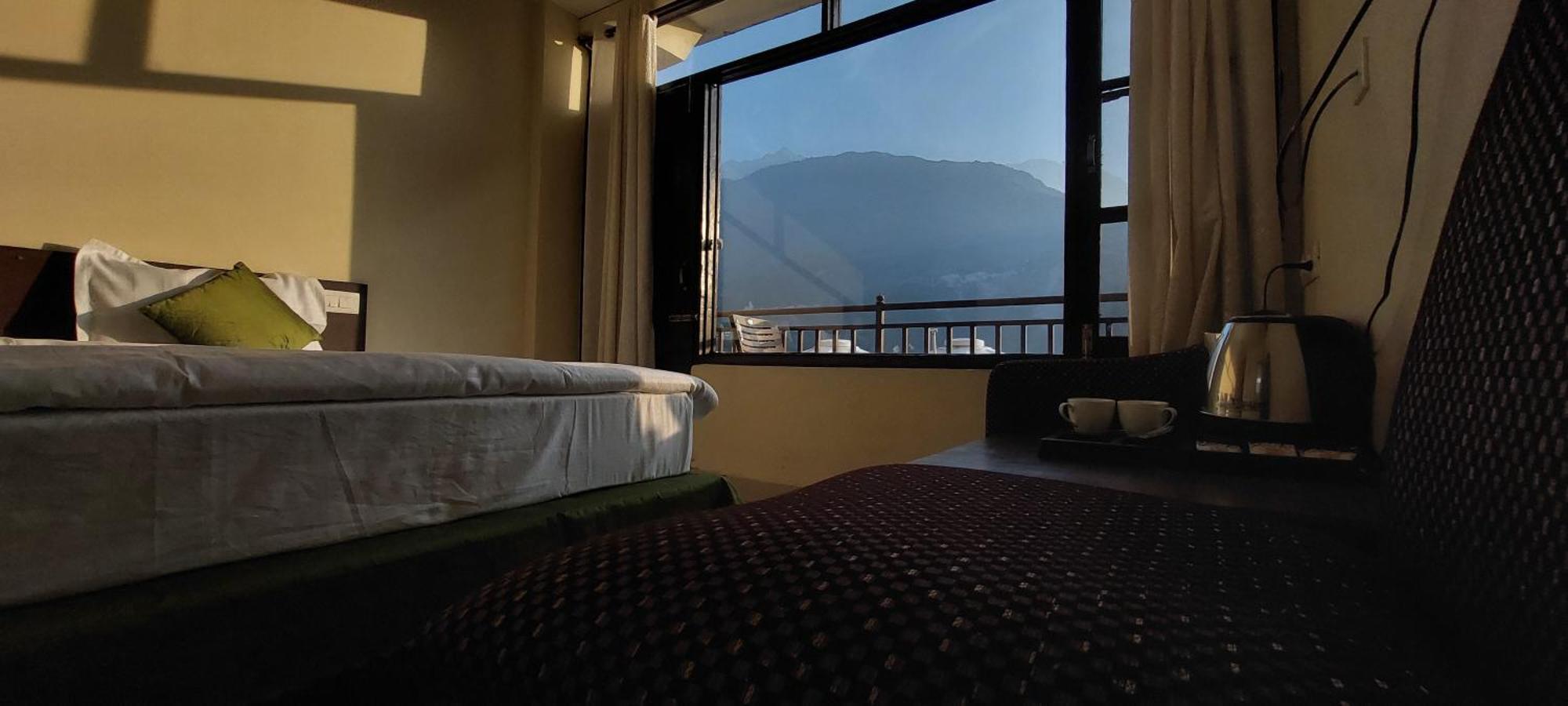 Готель Mountain Heaven Mcleodganj Дармсала Екстер'єр фото